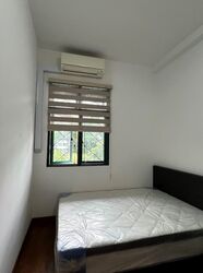 Lakeside Grove (D22), Semi-Detached #556549101